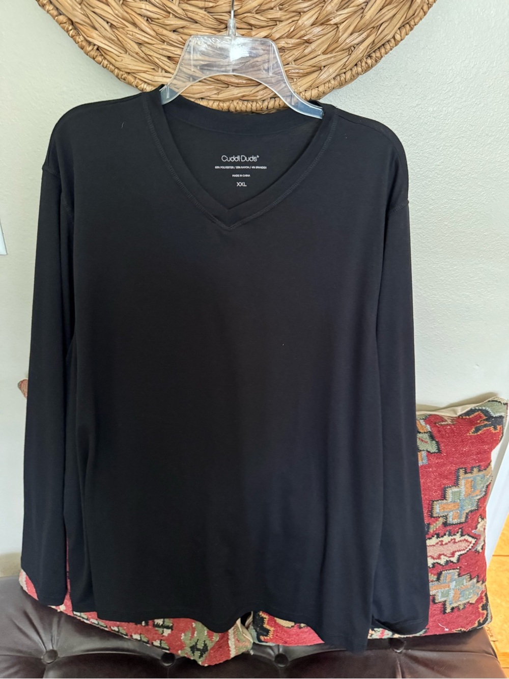 Cuddl Duds Women’s Black V-Neck Long Sleeve Tee